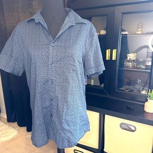 Perry Ellis Mens Medium Button Down Short Sleeve